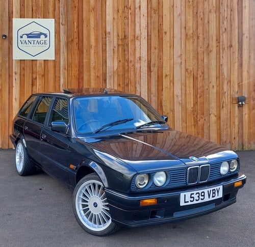 1994 BMW E30 316i Touring Lux Manual in Diamond Black SÅLD