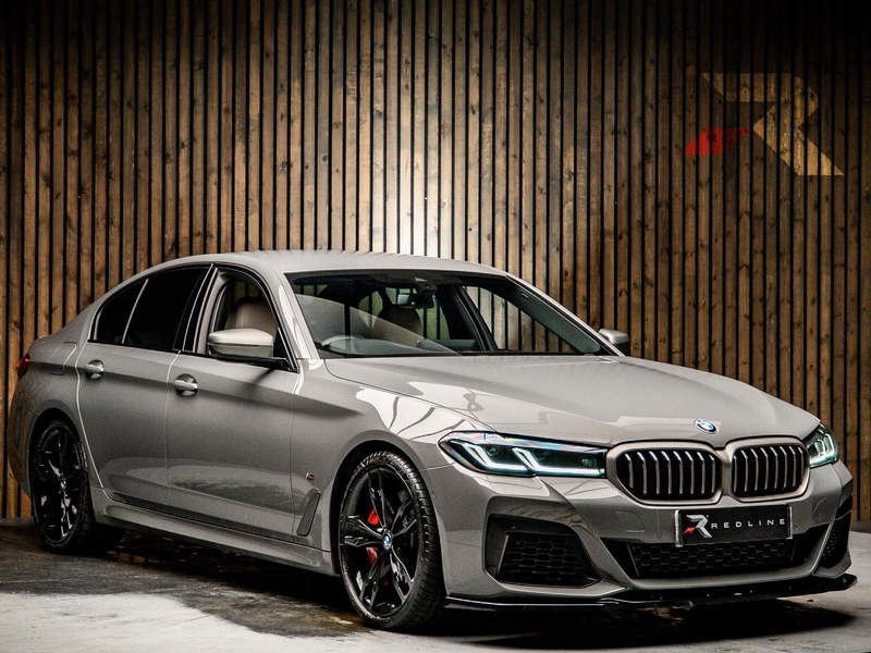 2021 BMW 5 Series 4.4 M550i V8 Steptronic xDrive Euro 6 (s/s