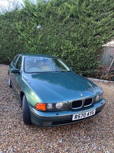 1997 BMW 5 Series E39 528i