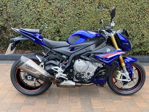 *DEPOSIT TAKEN* 2020 BMW S1000R Sport in San Marino VENDIDO