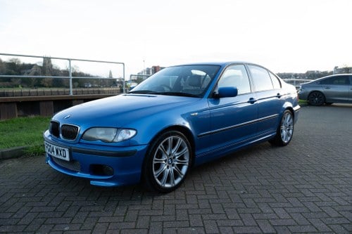 2004 BMW 3 Series E46 325i in Estoril Blue (Individual)