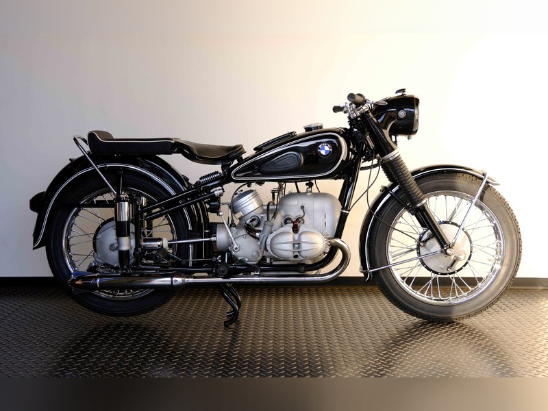 1952 BMW R68 fully restored - perfect - shipping worldwide