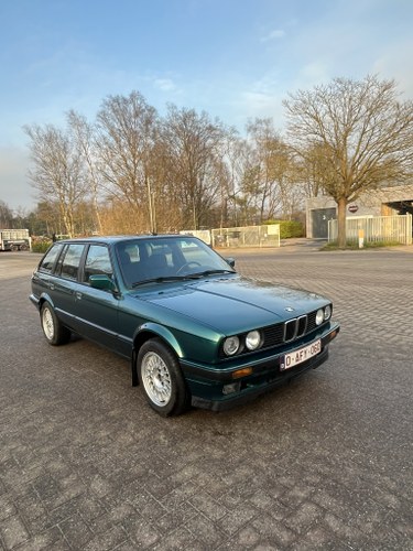 1993 BMW 3 Series E30 316i