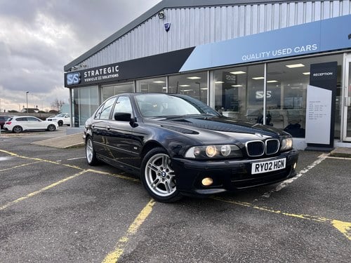2002 BMW 5 Series E39 530i