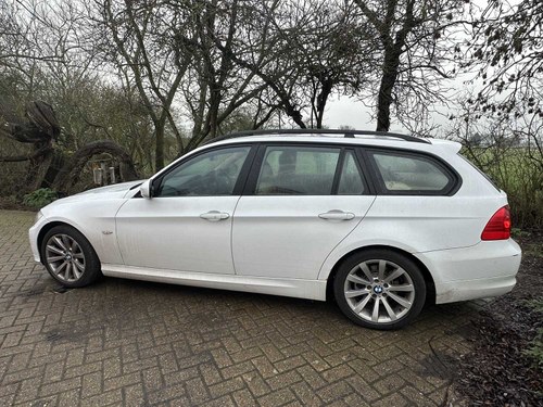 2009 BMW 3 Series E90 (2006 - 2012) 320d Saloon Till salu på auktion