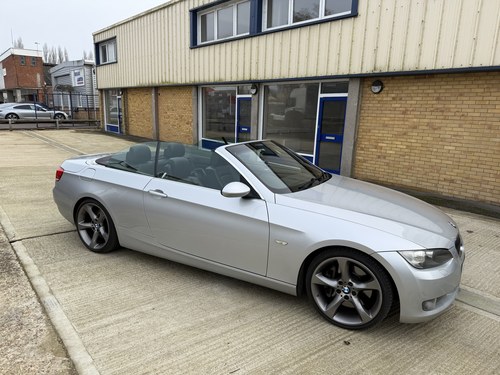 2008 BMW 335i Convertible 2008 auto twin turbo. Swap px VERKOCHT