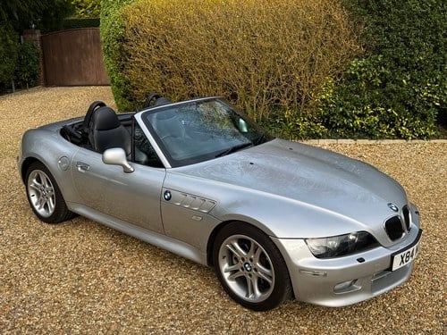 VERY LOW MILEAGE 2000 BMW Z3 3.0i MANUAL ROADSTER