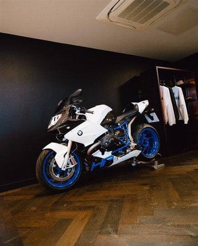 2011 BMW HP2 Sport - A true collector’s piece!