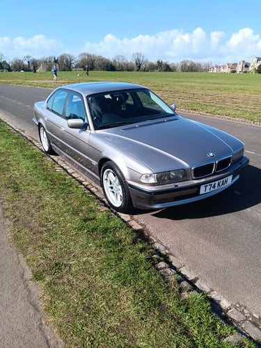 1999 BMW 7 Series E38 740i