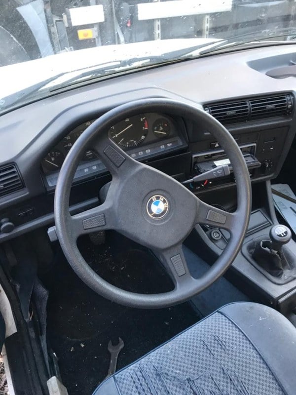 1985 BMW 3 Series - 2 1985 BMW 3 Series - 2