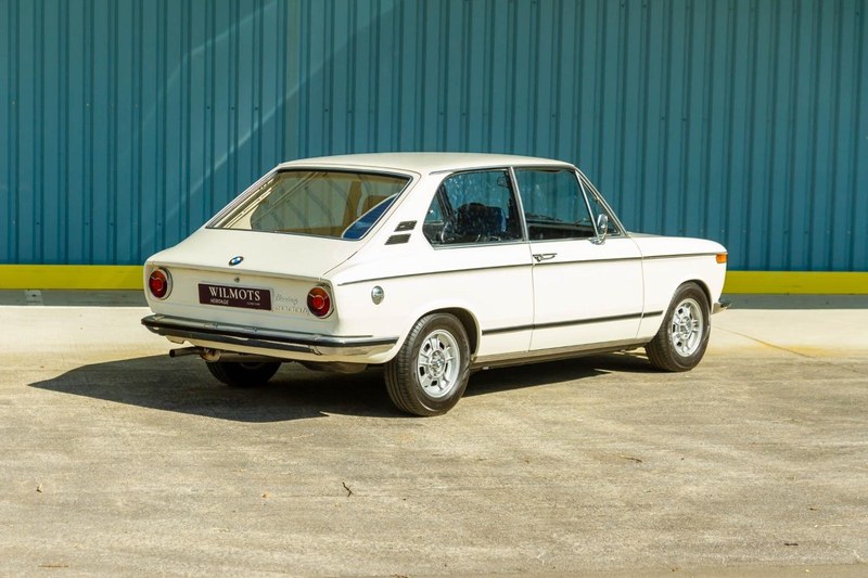 1972 BMW 2000 - 2 1972 BMW 2000 - 2