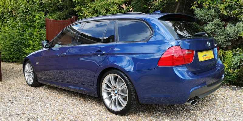 2011 BMW 3 Series - 2 2011 BMW 3 Series - 2