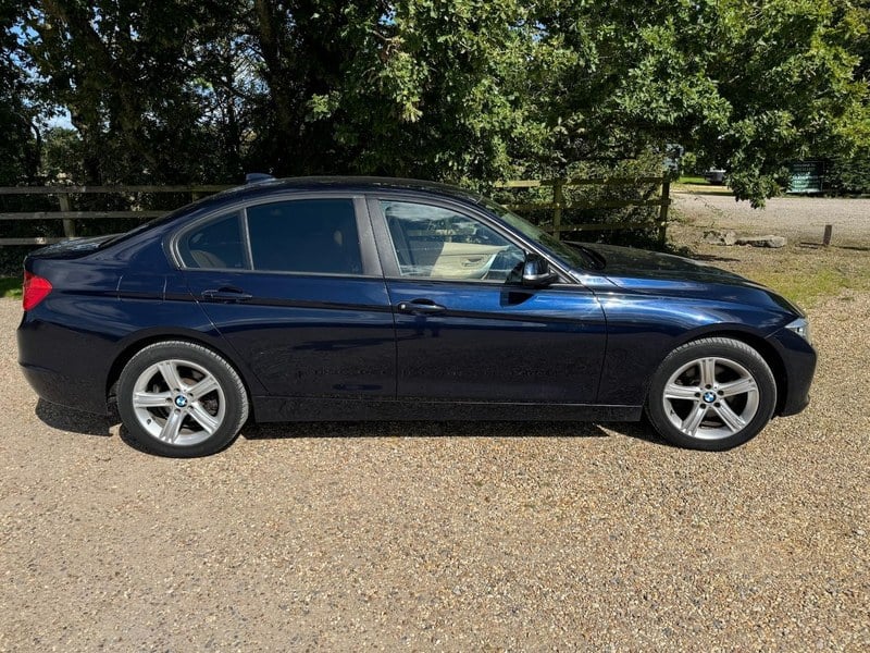 2013 BMW 3 Series - 1 2013 BMW 3 Series - 1