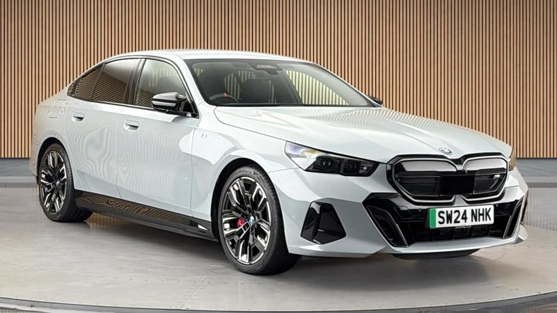 2023 BMW 5 Series - 1 2023 BMW 5 Series - 1
