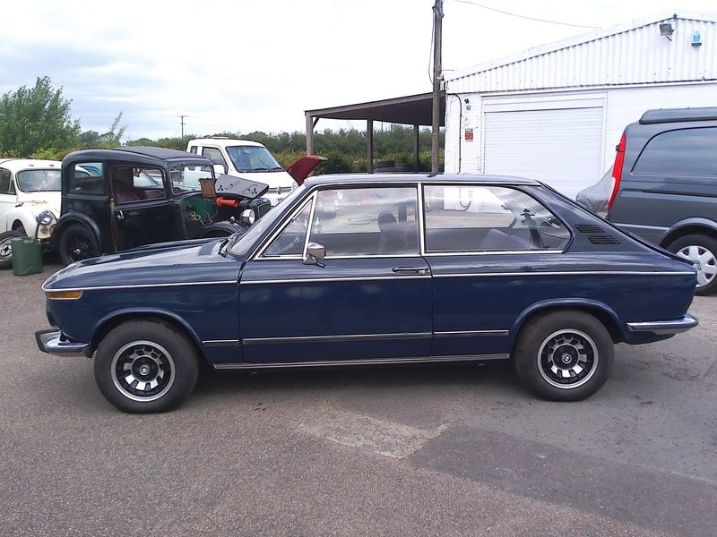 1973 BMW 02 Series - 2 1973 BMW 02 Series - 2