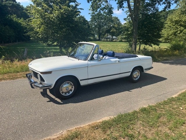 1974 BMW 02 Series - 2 1974 BMW 02 Series - 2