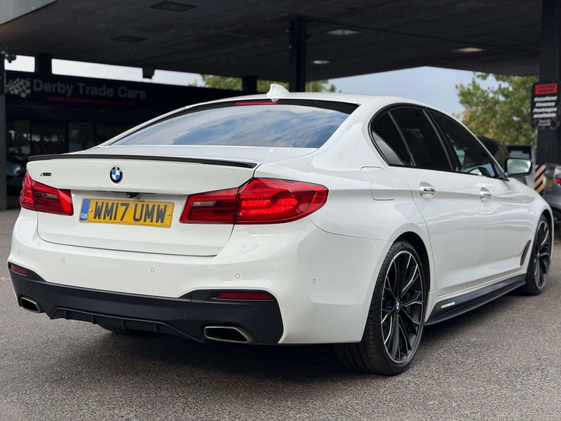 2017 BMW 5 Series - 2 2017 BMW 5 Series - 2