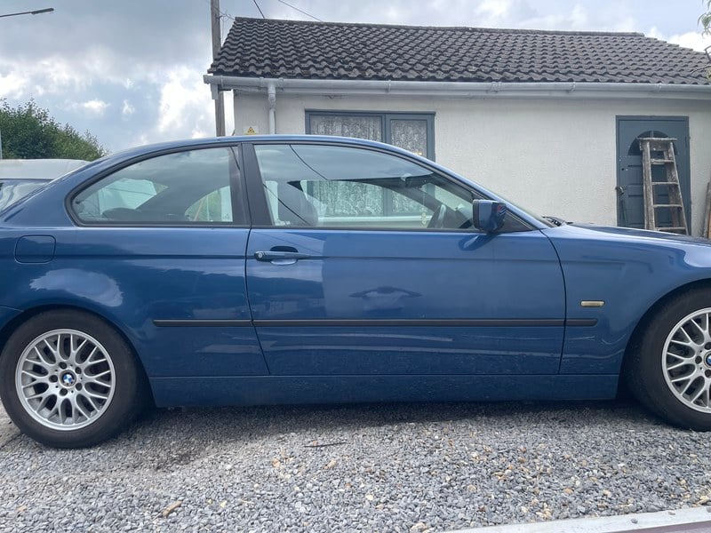 2001 BMW 3 Series - 2 2001 BMW 3 Series - 2