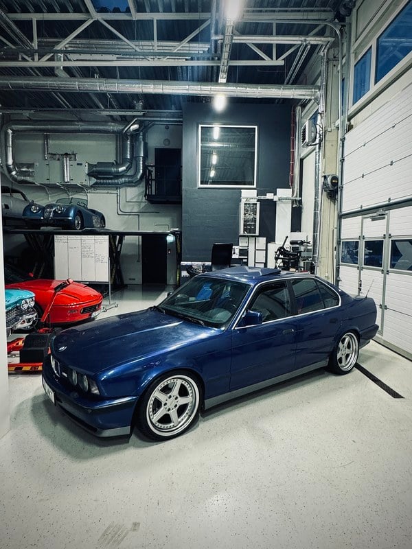 1992 BMW M5 - 1 1992 BMW M5 - 1