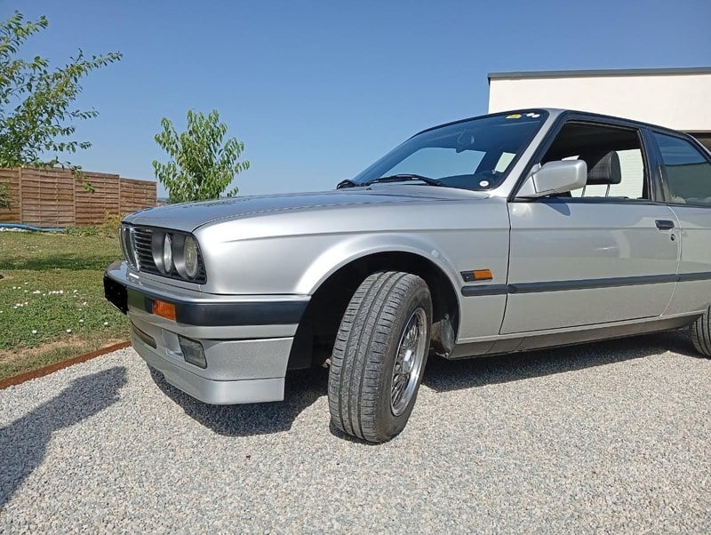 1990 BMW 3 Series - 2 1990 BMW 3 Series - 2