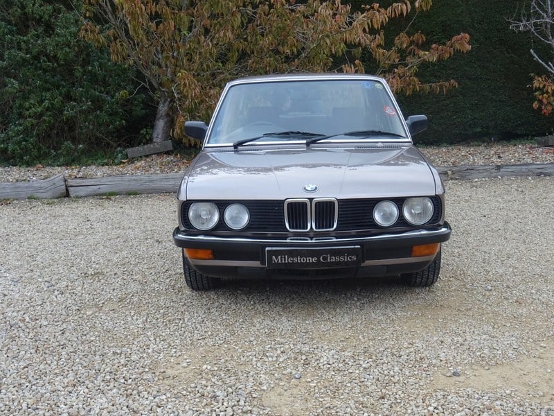 1987 BMW 520 E28 - 2 1987 BMW 520 E28 - 2