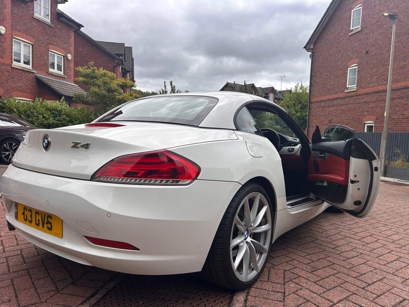 2011 BMW Z4 - 2 2011 BMW Z4 - 2