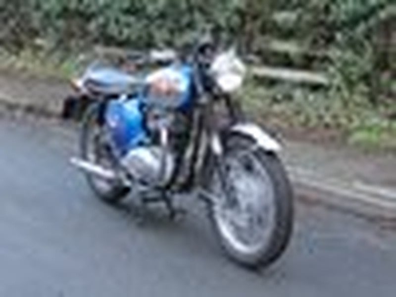 Early BSA A65 Thunderbolt, Fully rebuilt to show standard
