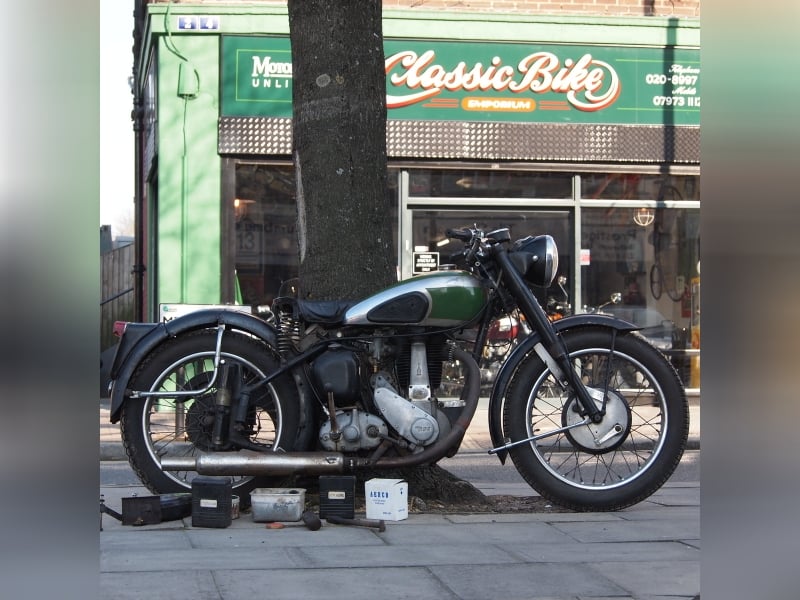 BSA B33 499cc Plunger Not Used For 20 Years.