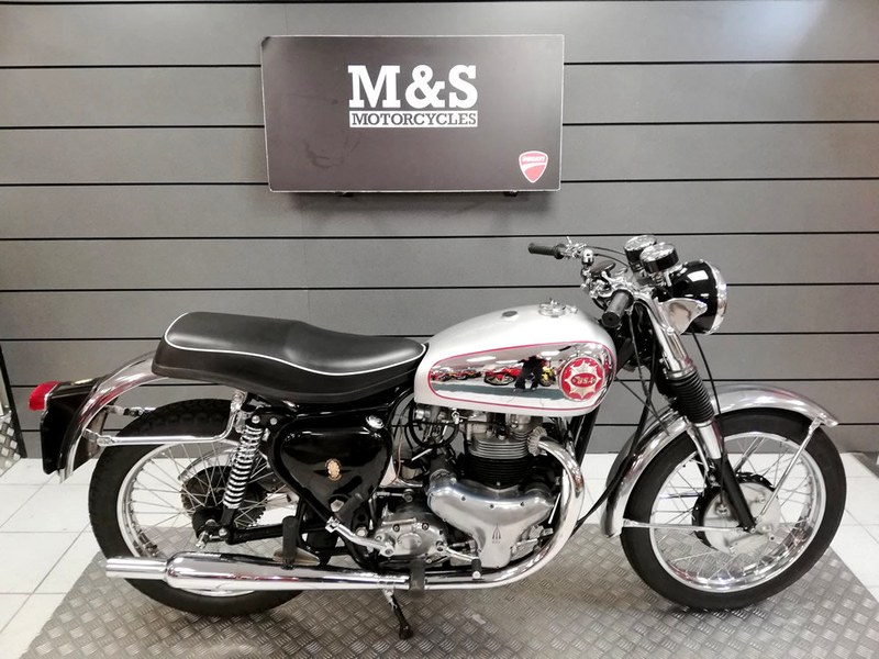 1959 BSA A10 650 Rocket Goldstar Replica