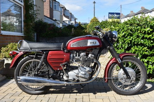 1970 BSA Rocket 3 restored condition unregistered 05/10/2019 For Sale by Auction