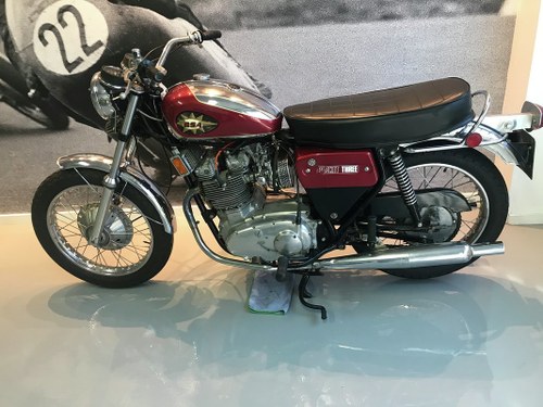 1972 BSA Rocket 3 US peanut tank, very nice VENDU