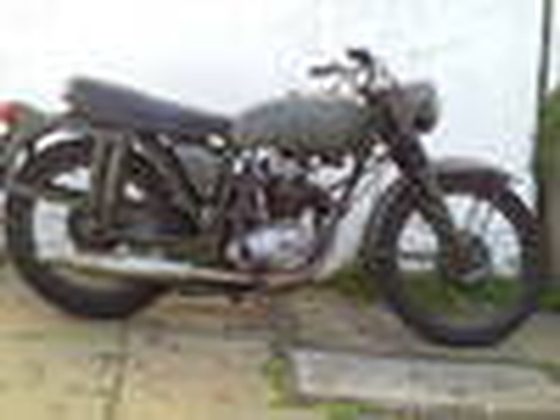 BSA B40 MILITARY