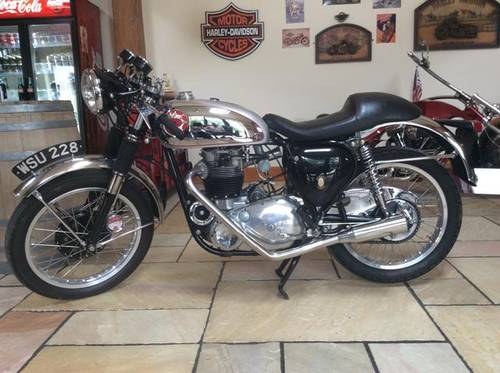 Lot 85 - A 1955 BSA Golden Flash Gold Star - 01/09/17 Vente aux enchères