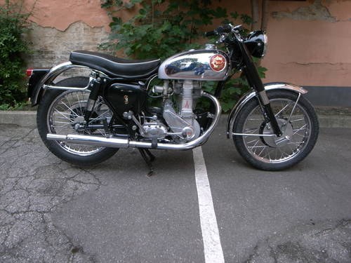 BSA GOLDSTAR CB34 500cc 1954  In vendita