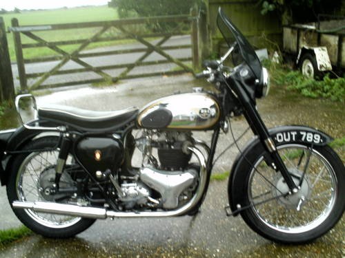 1957 BSA A10 GOLD FLASH VENDIDO