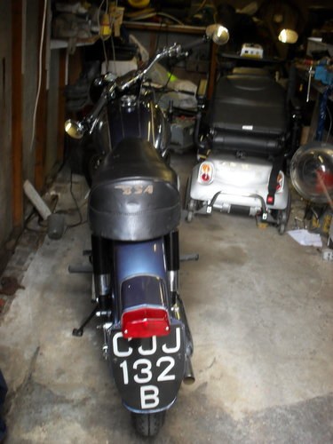 1960 clasic motor bike BSA B40  SOLD