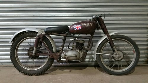 BSA D5 BANTAM IN TRIALS TRIM WITH D1 125cc ENGINE FITTED For Sale