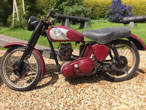 1957 BSA C12 pre unit 250cc 4 speed motorbike for restoration For Sale