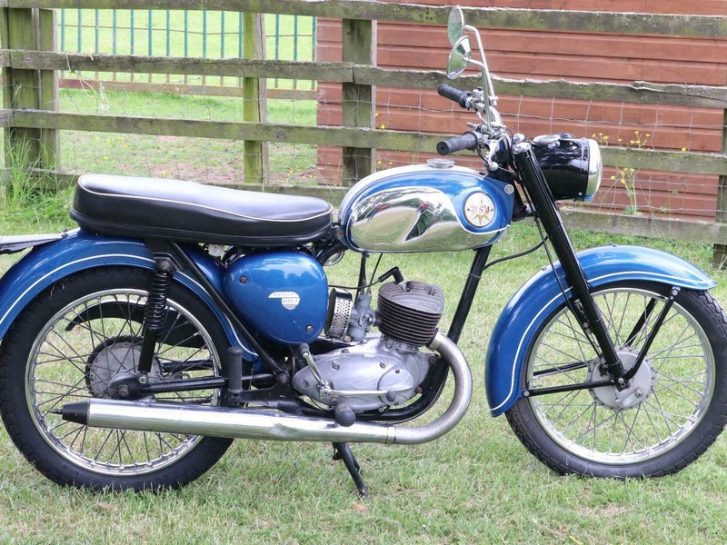 BSA Bantam D14/4 1969 UK bike, low mileage, standard conditi