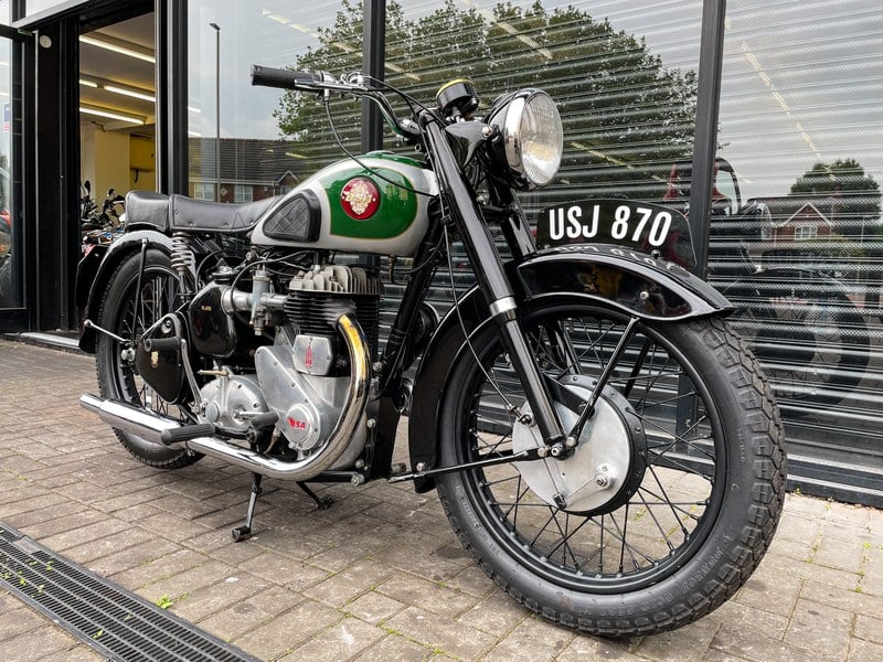 1961 BSA M21 600cc SINGLE * BEAUTIFUL CONDITION *