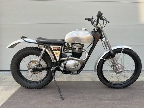 1968 BSA B40