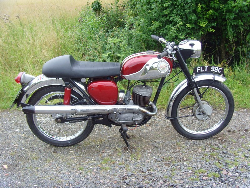 BSA Bantam D10 sport 4 speed 175cc