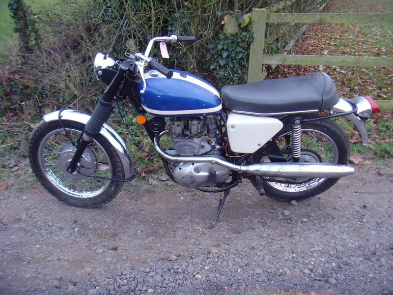1970 BSA B25 Starfire export model