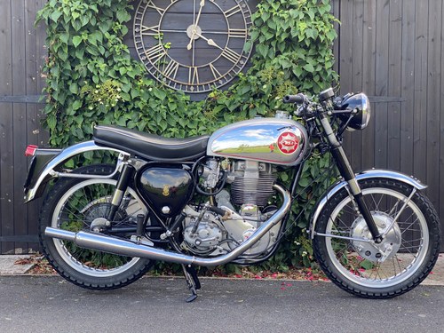 1960 BSA DBD34 Gold Star