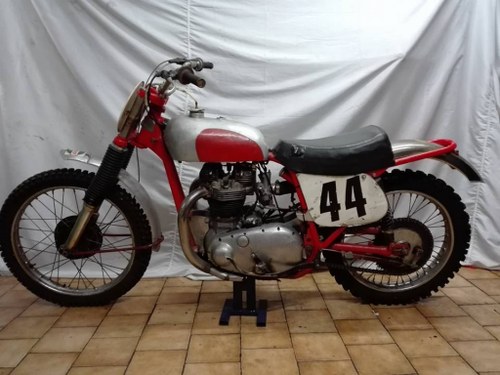 1955 BSA INTERMOTO TRIBSA, TRIUMPH 650 ENGINE Till salu