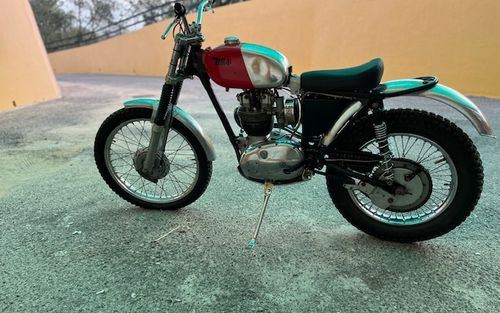 1960 BSA B40 (picture 1 of 7)