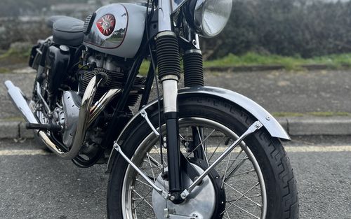 1960 BSA A10 (picture 1 of 18)