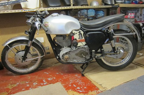 1954 BSA 350cc Gold Star CB32 For Sale by Auction