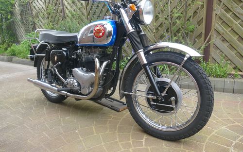 1959 BSA A10 Rocket Gold Star Replica ( WITH ELECTRIC START) (picture 1 of 10)
