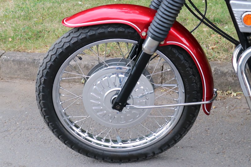 BSA Rocket 3 - 2 BSA Rocket 3 - 2